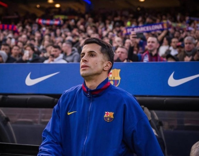 世体：巴萨对坎塞洛的表现满意，相信他能以自由身加盟