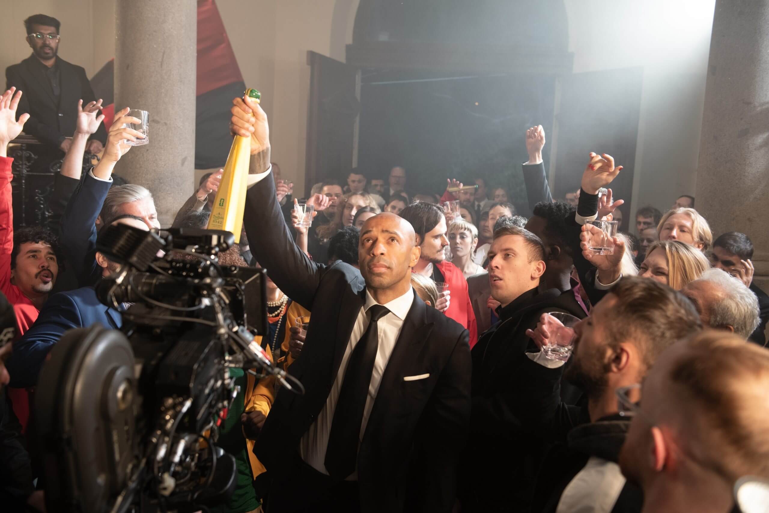 亨利：法国队人才济济；德尚就是法国队的定海神针