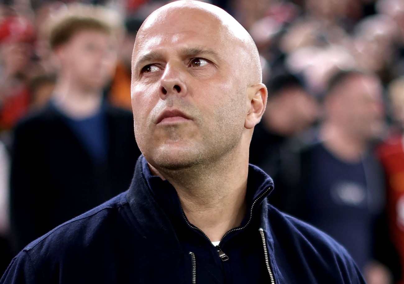 卡拉格：若阿隆索不在赋闲状态，红军可能会给斯洛特更多时间