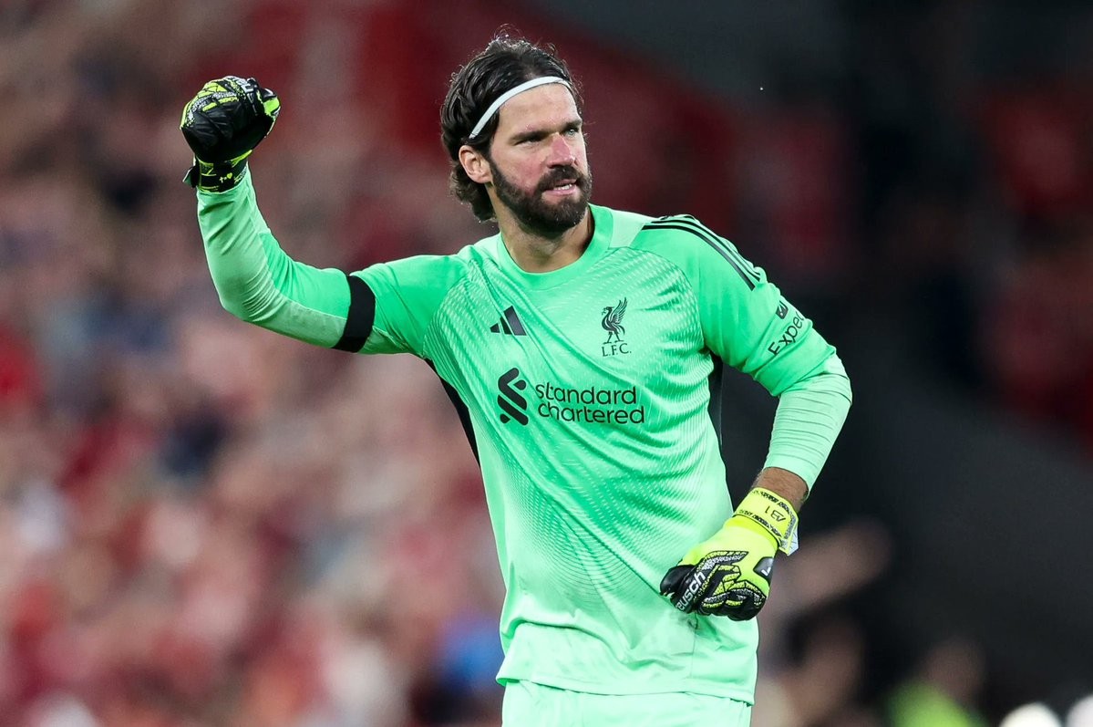 阿利松：我没有新的伤病，计划在4月底之前康复