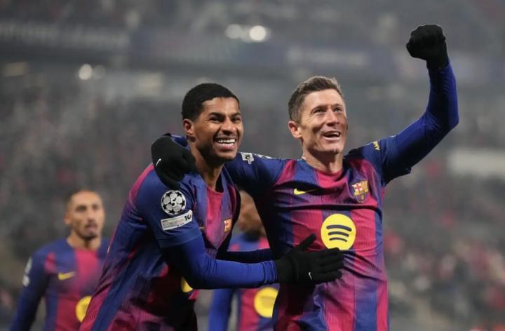 TA：德罗认为自己在巴萨没有清晰的发展路径，巴萨对此很无奈