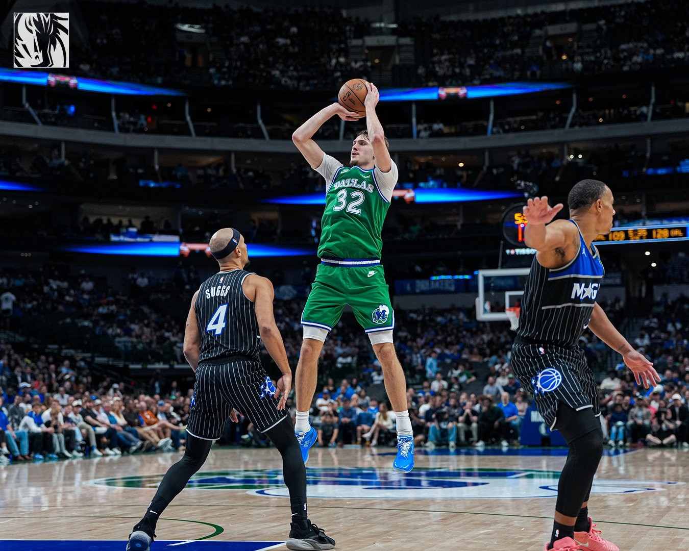 2026年至今只有两人做到过单场50+3断5三分：东契奇和弗拉格