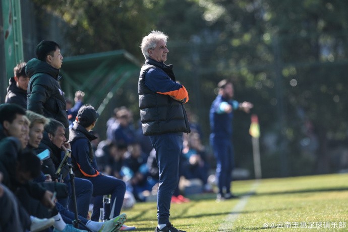 足球报：云南玉昆将在24日和朝鲜国家队热身