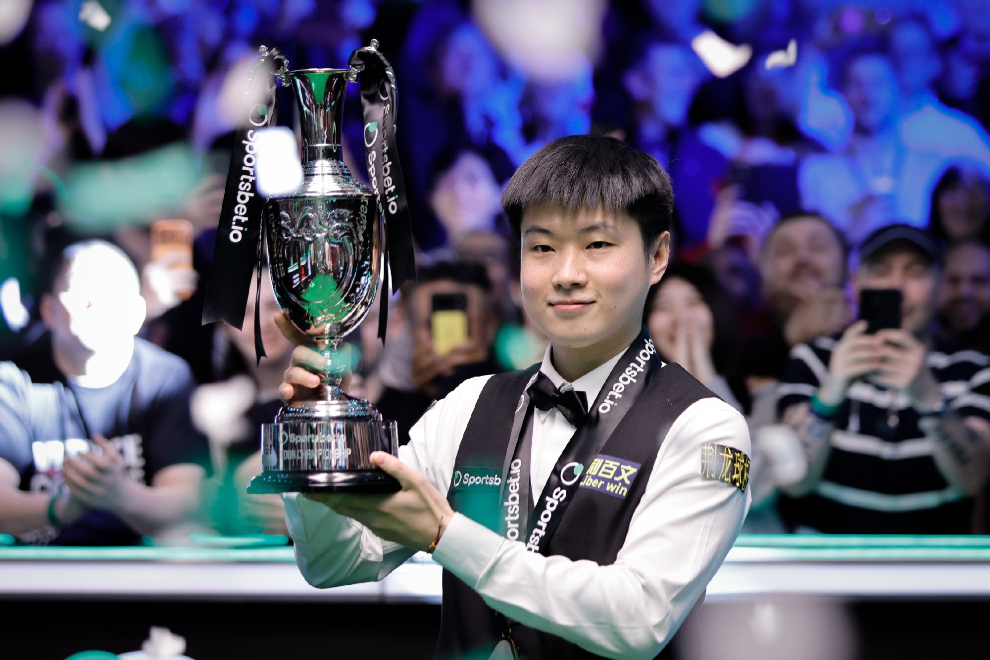 赵心童10-3特鲁姆普夺巡回锦标赛冠军，决赛胜率依旧百分百