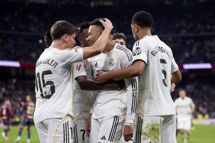 姆巴佩本赛季进球的21场皇马19胜，没进球的11场仅4胜