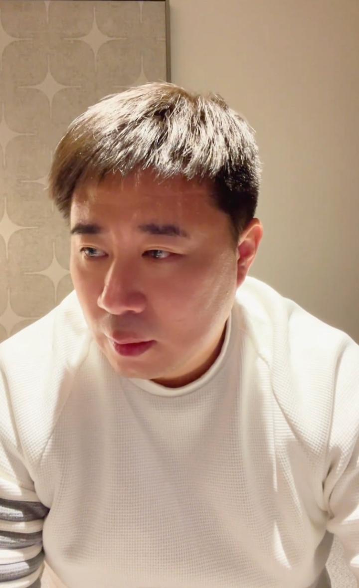 董方卓哭诉：我真的想我们的球员踢五大联赛和世界杯