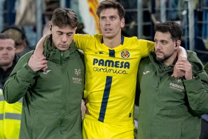 官方：比利亚雷亚尔后卫福伊特跟腱断裂