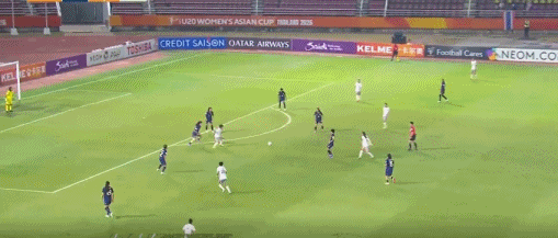 半场：U20中国女足1-0泰国女足，肖亚飞破门，曾雨佳好球被吹