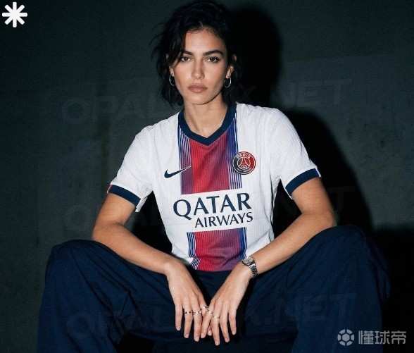  经典重构与视觉迭代：巴黎圣日耳曼26-27赛季客场球衣设计揭秘 体育新闻