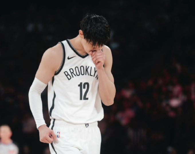 不打CBA了？曾凡博收到澳洲球队邀约，预计回归国家队！|北京北汽