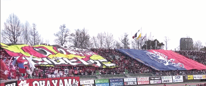 半场：冈山绿雉0-0京都不死鸟，两队机会寥寥，山根永远染黄