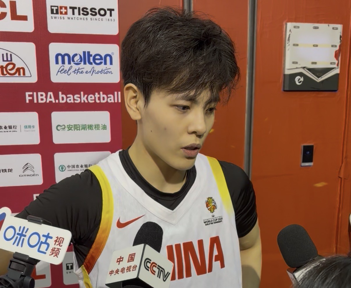 杨舒予：本场比赛内外兼和不偏科；姐姐观战不会有压力