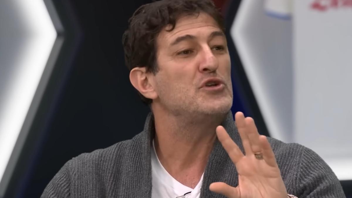 费拉拉：我踢球的年代弗拉泰西被踢那下绝不会判点球