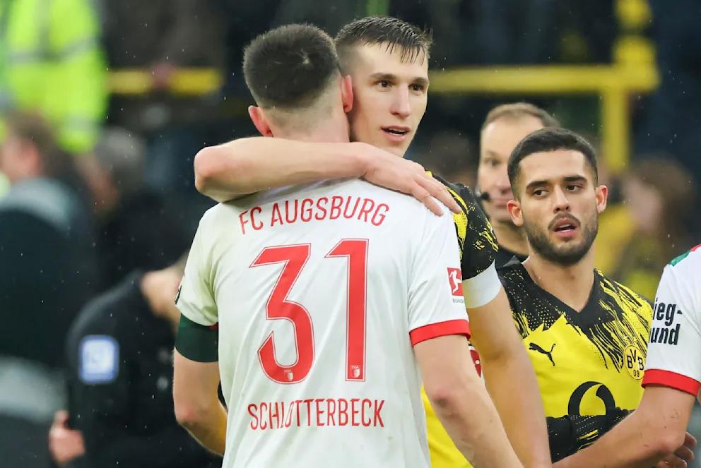 图片报：施洛特贝克家族开会谈球员未来，他哥和他爸参与其中