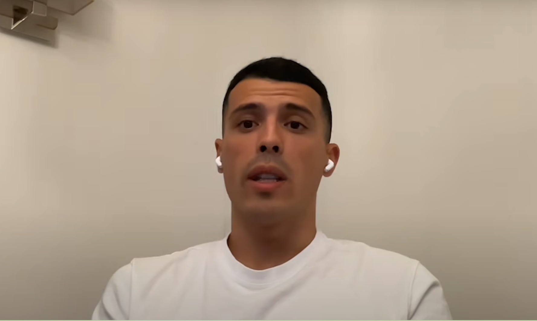 波罗：金斯基目前斗志十足；希望球迷不要认为欧冠晋级无望